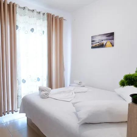 Cattleya Apartment Golem (Tirana)